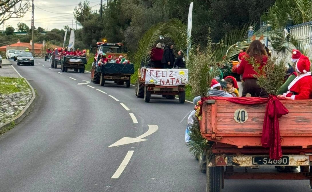 Desfile de Natal em Tratores e Moto4